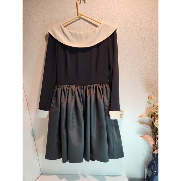Pianoforte di MaxMara Black & Ivory‎ Long Sleeve Fit & Flare Dress, Size IT 38 - Picture 1 of 10
